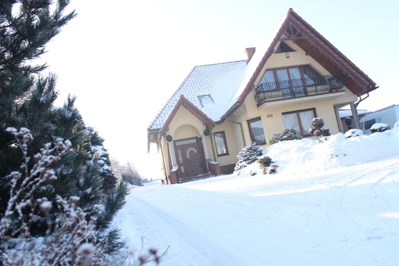 Bialy Jelen Z Basenem I Jacuzzi Bed & Breakfast Ostrowsko Eksteriør bilde