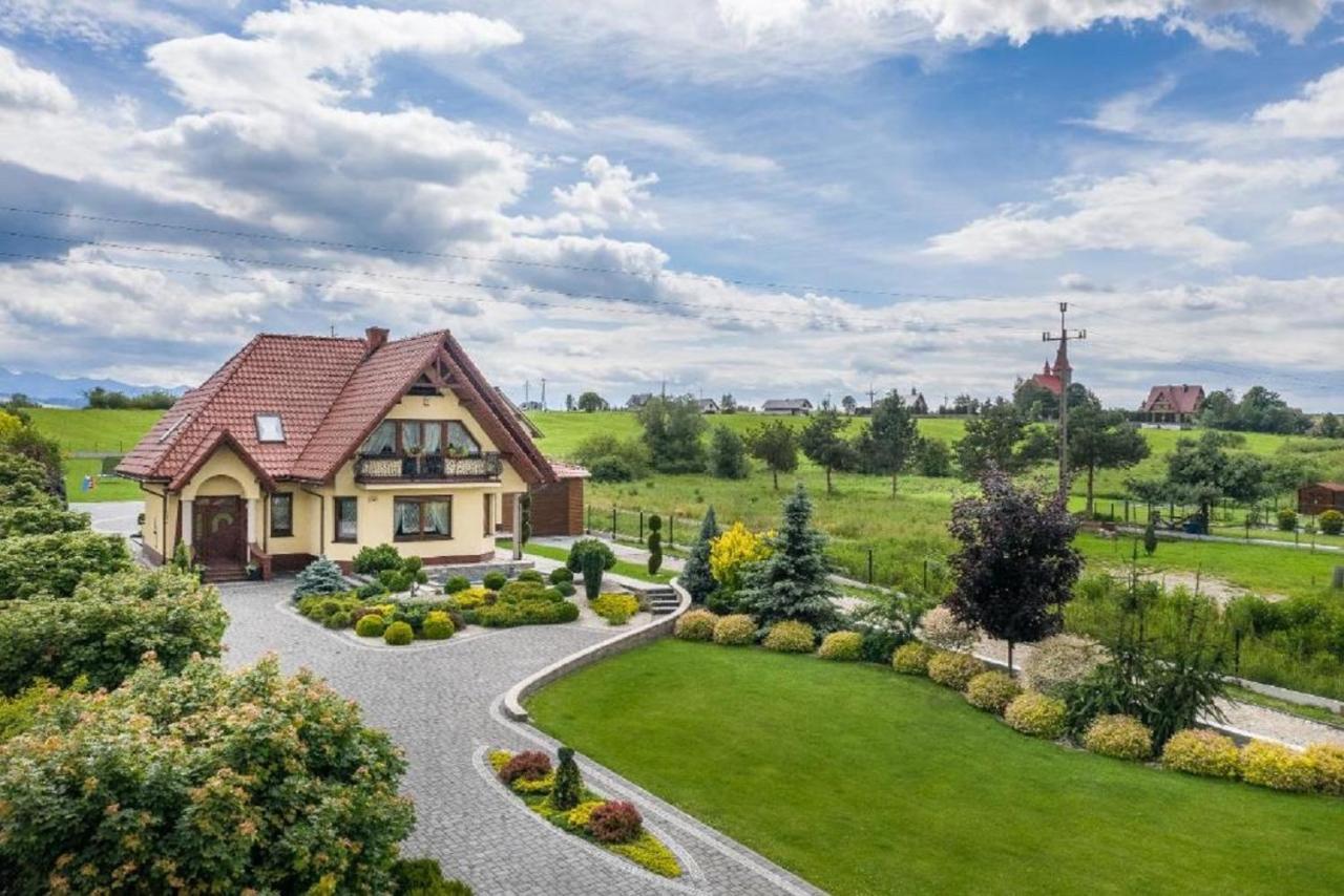 Bialy Jelen Z Basenem I Jacuzzi Bed & Breakfast Ostrowsko Eksteriør bilde